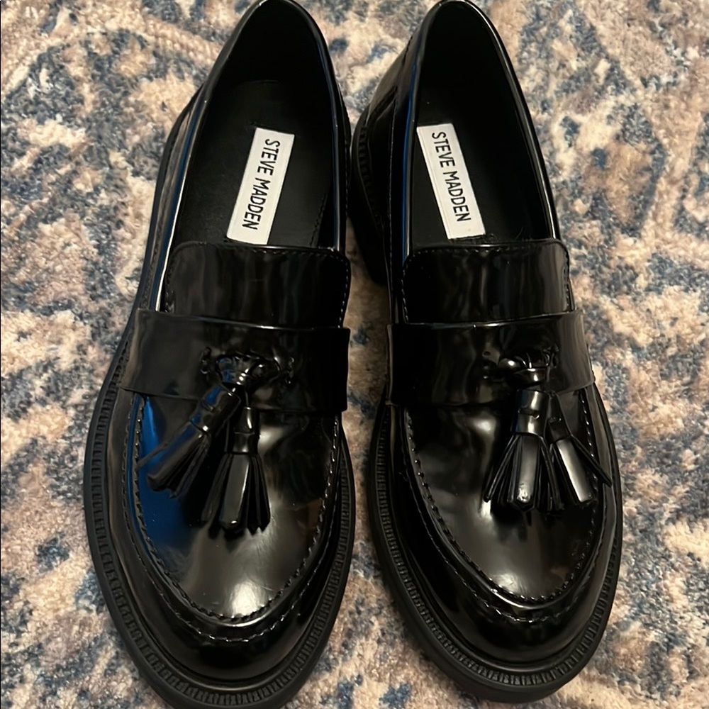 Steve Madden Helen Black Loafer 7.5